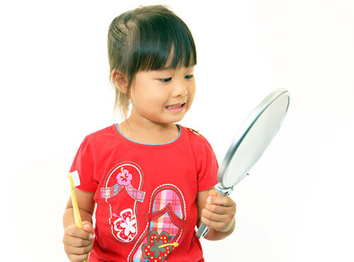 定期検診で虫歯のない子供を育てる